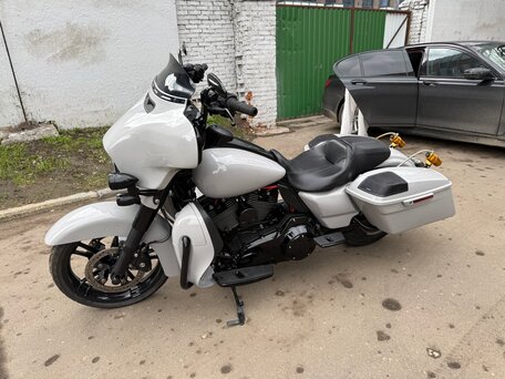 2014 Harley-Davidson Street Glide Special, серый, 1650000 рублей, вид 2