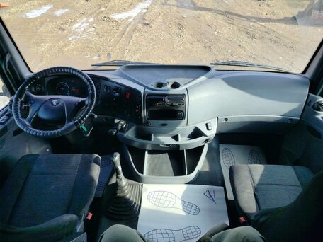 2017 КамАЗ 5490, зелёный, 1228500 рублей, вид 5