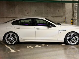 2015 BMW 6 серии Gran Coupe 640i xDrive III (F06/F13/F12) Рестайлинг, белый, 3200000 рублей, вид 5