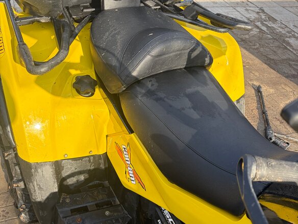 2011 BRP Can-Am Outlander 650, жёлтый, 800000 рублей - вид 9