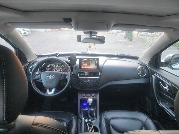 2020 FAW Besturn X40 I, белый - вид 11