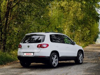2010 Volkswagen Tiguan I, белый, 930000 рублей, вид 4