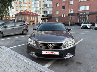 2011 Toyota Camry VII (XV50), серый, 1490000 рублей, вид 2