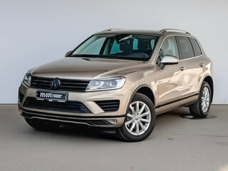 2016 Volkswagen Touareg II Рестайлинг, бежевый, 3060000 рублей, вид 1