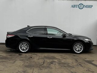 2018 Toyota Camry VIII (XV70), чёрный, 2529000 рублей, вид 4