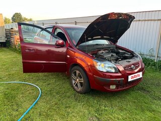 2011 Kia Rio II Рестайлинг, красный, 330000 рублей, вид 3