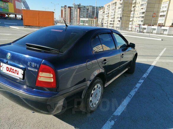 2003 Skoda Octavia I (A4) Рестайлинг, синий, 400000 рублей - вид 4