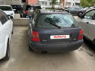 1997 Audi A4 I (B5), синий, 400000 рублей, вид 2