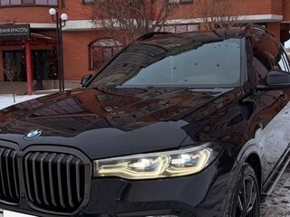 2020 BMW X7 40i I (G07), чёрный, 7000777 рублей, вид 3