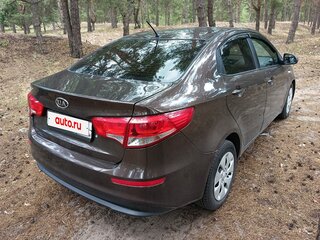 2016 Kia Rio III Рестайлинг, коричневый, 730000 рублей, вид 3