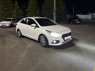 2018 Hyundai Solaris II, белый, 1300000 рублей, вид 1