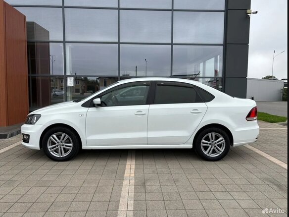 2019 Volkswagen Polo V Рестайлинг, белый, 1111000 рублей - вид 7