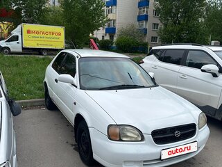 1998 Suzuki Cultus III Рестайлинг, белый, 215000 рублей, вид 2
