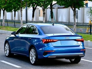 2022 Audi A3 35 TFSI Long IV (8Y), синий, 1540000 рублей, вид 4