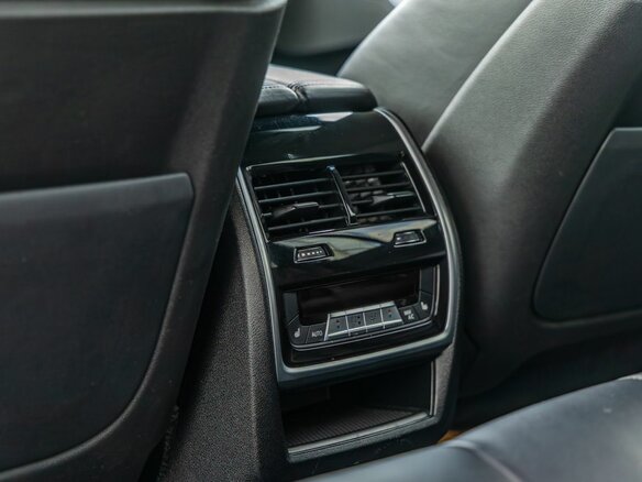 2022 BMW X5 30d IV (G05/G18), белый, 7498000 рублей - вид 29