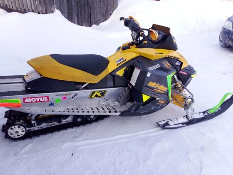 2007 BRP Ski-Doo MXZ Sport 600, золотистый, 500000 рублей, вид 3