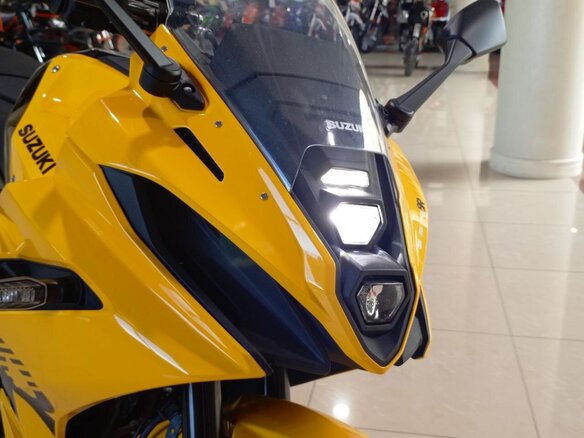 2024 Suzuki GSX-8R, золотистый, 790000 рублей - вид 7