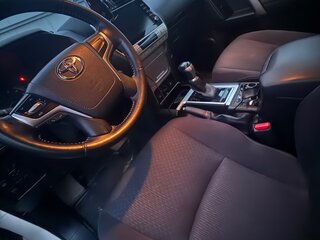2021 Toyota Land Cruiser Prado 150 Series Рестайлинг 3, белый, 4690000 рублей, вид 3