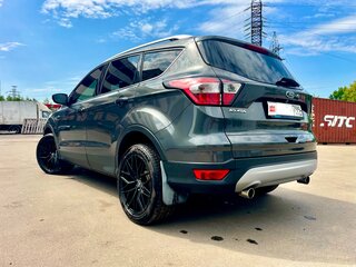 2017 Ford Kuga II Рестайлинг, серый, 1500000 рублей, вид 4