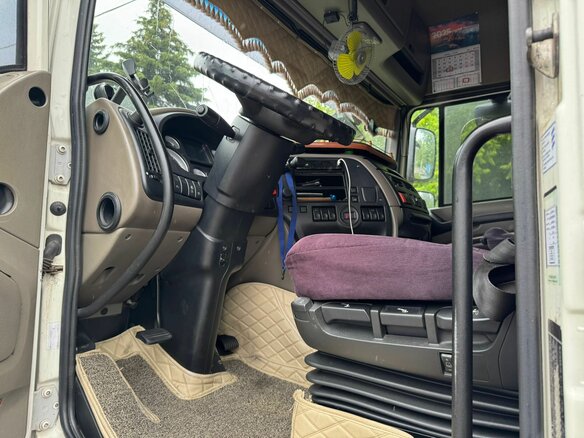 2012 DAF XF 105, белый - вид 6