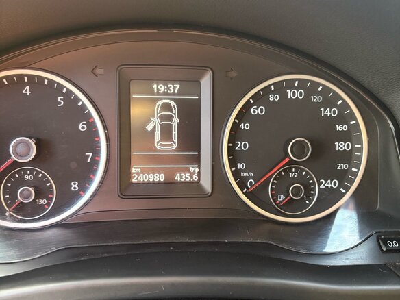 2010 Volkswagen Tiguan I, серебристый, 1280000 рублей - вид 5