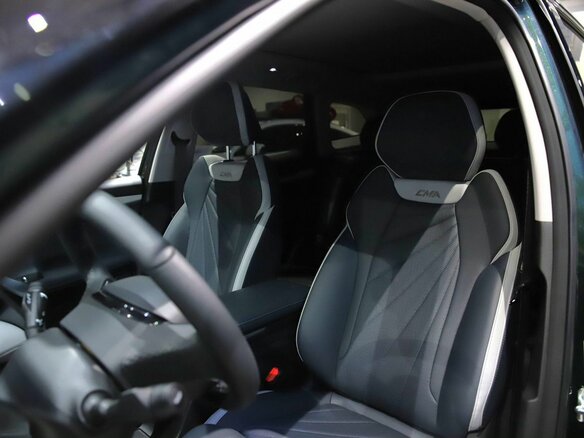 2026 Geely Atlas II, зелёный, 3449990 рублей - вид 11