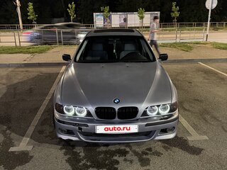 1999 BMW 5 серии 520i IV (E39), серебристый, 500000 рублей, вид 2
