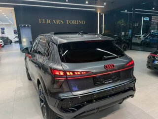 2026 Audi Q3 TFSI III (FJ), серый, 6678059 рублей, вид 2