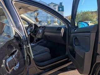 2008 Volkswagen Golf V, чёрный, 550000 рублей, вид 5