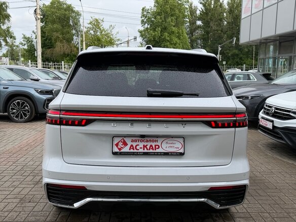 2025 Geely Monjaro (Xingyue L) I Рестайлинг 2 (China Market), белый - вид 24