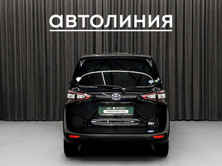 2016 Toyota Sienta II, чёрный, 1369000 рублей, вид 4