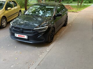 2020 Volkswagen Polo VI, чёрный, 2000000 рублей, вид 2