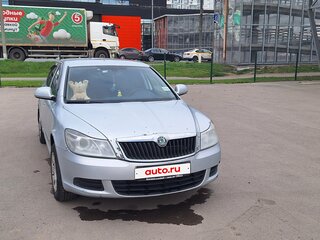 2011 Skoda Octavia II (A5) Рестайлинг, серебристый, 430000 рублей, вид 1