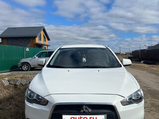 2011 Mitsubishi Lancer X Рестайлинг, белый, 800000 рублей, вид 1