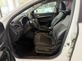 2023 Lada (ВАЗ) Vesta I Рестайлинг (NG), белый, 999000 рублей, вид 5