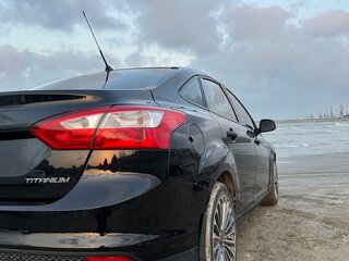 2014 Ford Focus III, чёрный, 880000 рублей, вид 4