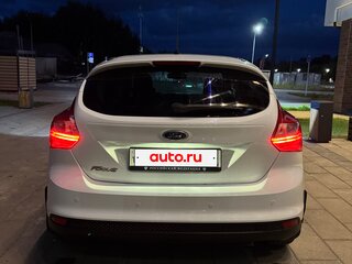 2012 Ford Focus III, белый, 799000 рублей, вид 4