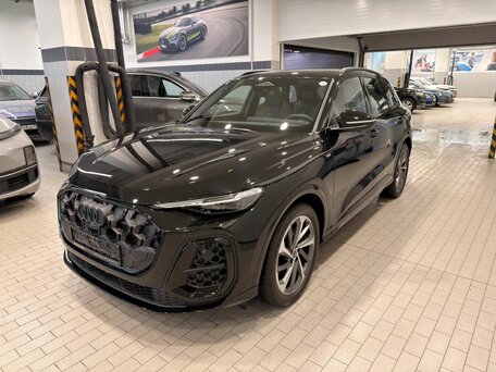 2026 Audi Q5 45 TFSI III (GU), чёрный, 9413940 рублей, вид 1