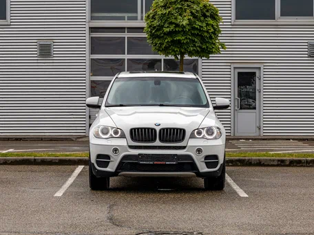 2013 BMW X5 35i II (E70) Рестайлинг, белый, 1795000 рублей, вид 2