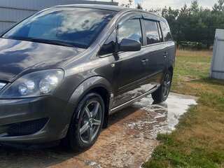 2011 Opel Zafira B Рестайлинг, серый, 605000 рублей, вид 1