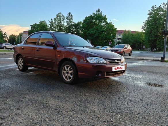 2006 Kia Spectra I Рестайлинг 2, красный, 130000 рублей - вид 4