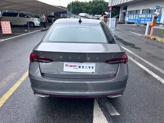 2022 Skoda Octavia IV (A8), белый, 1555777 рублей, вид 3