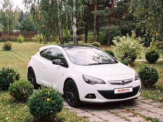 2014 Opel Astra GTC J Рестайлинг, белый, 900000 рублей, вид 1