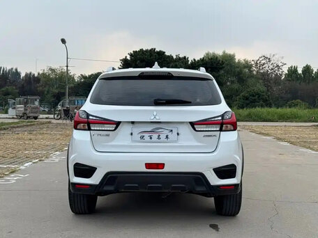 2023 Mitsubishi ASX I Рестайлинг 3, белый, 1680000 рублей, вид 4