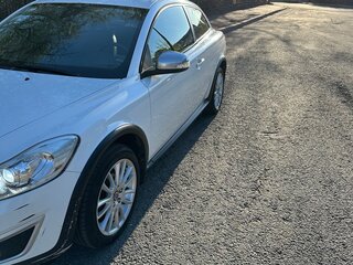 2012 Volvo C30 I Рестайлинг, белый, 800000 рублей, вид 3