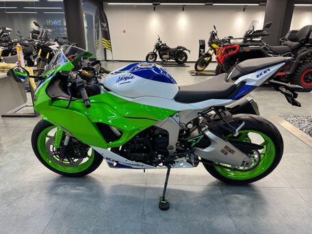 2024 Kawasaki ZX-6 Ninja, зелёный, 1280000 рублей, вид 2