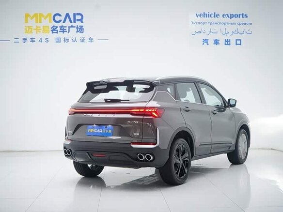2026 Geely Binyue I Рестайлинг 2, серый - вид 3
