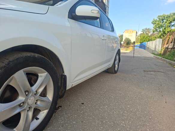 2011 Kia Ceed I Рестайлинг, белый - вид 15