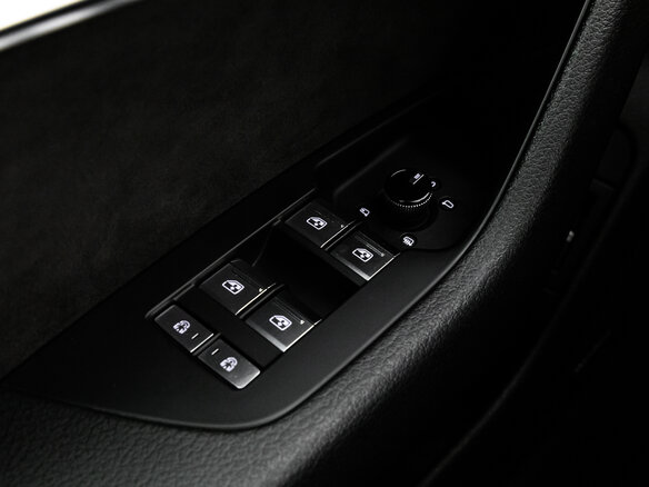 2019 Audi A6 50 TDI V (C8), серебристый, 3599000 рублей - вид 23