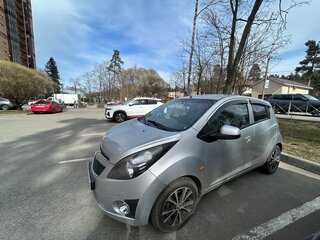 2011 Chevrolet Spark III, серебристый, 450000 рублей, вид 1